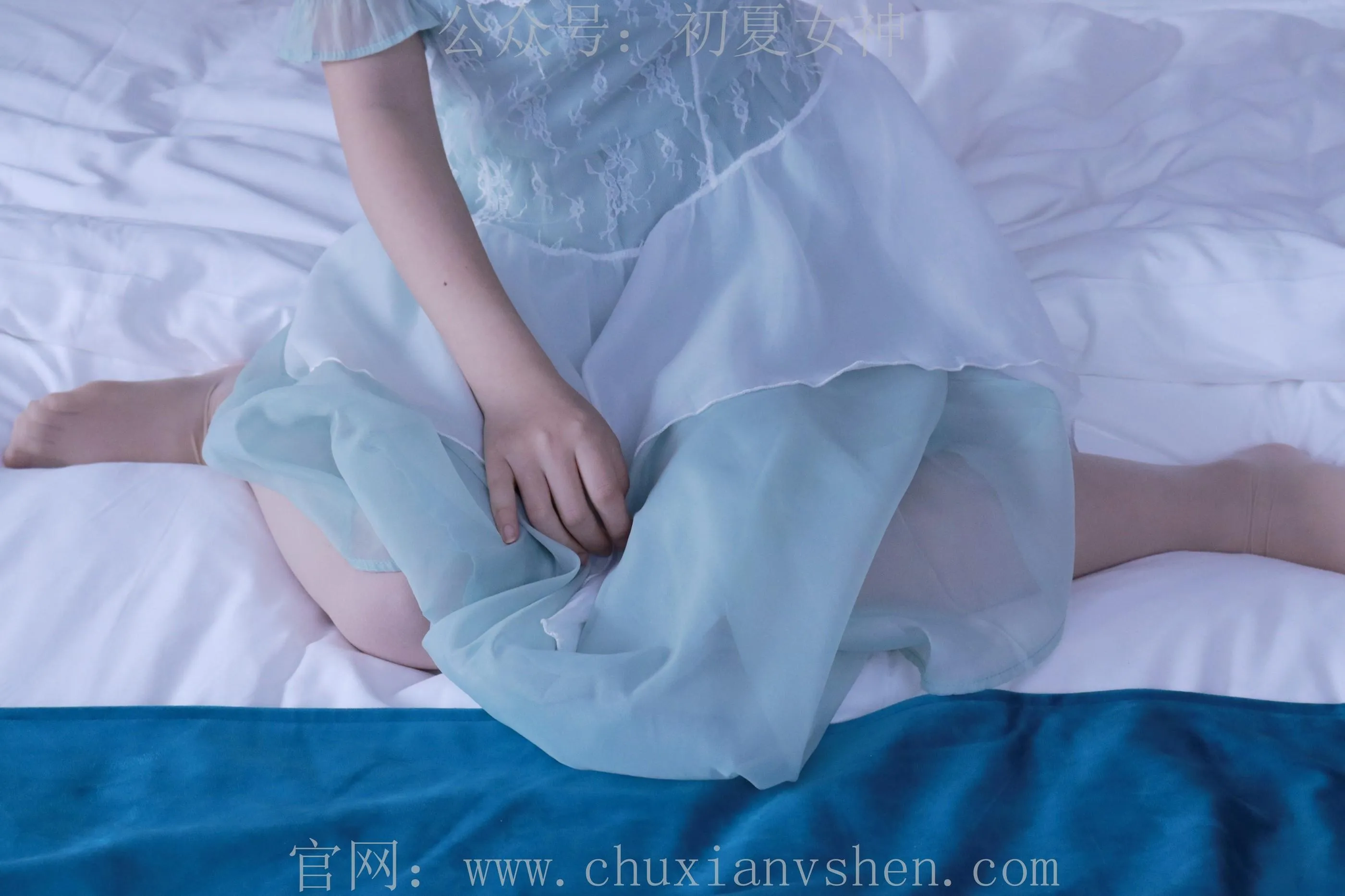 初夏女神 NO.009 念念 绿野仙踪M码连衣裙搭回力球鞋 [120P]插图8